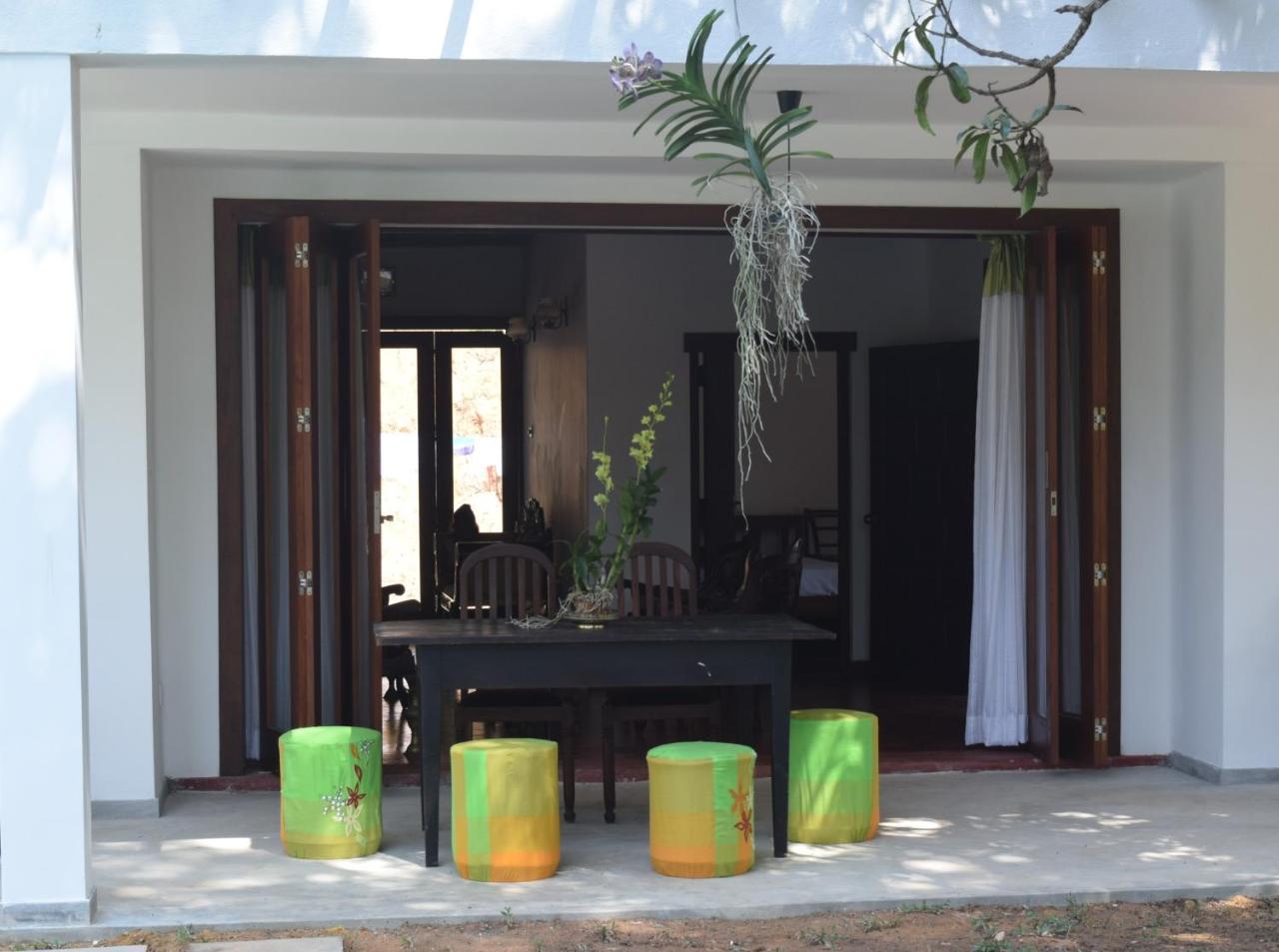 Muthu Nila Villas- Mirissa Exterior foto